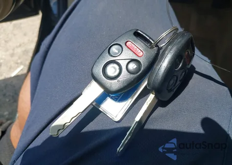 2012 Honda Accord 2.4 Ex-L from USA, damaged, VIN 1HGCP2F85CA097973